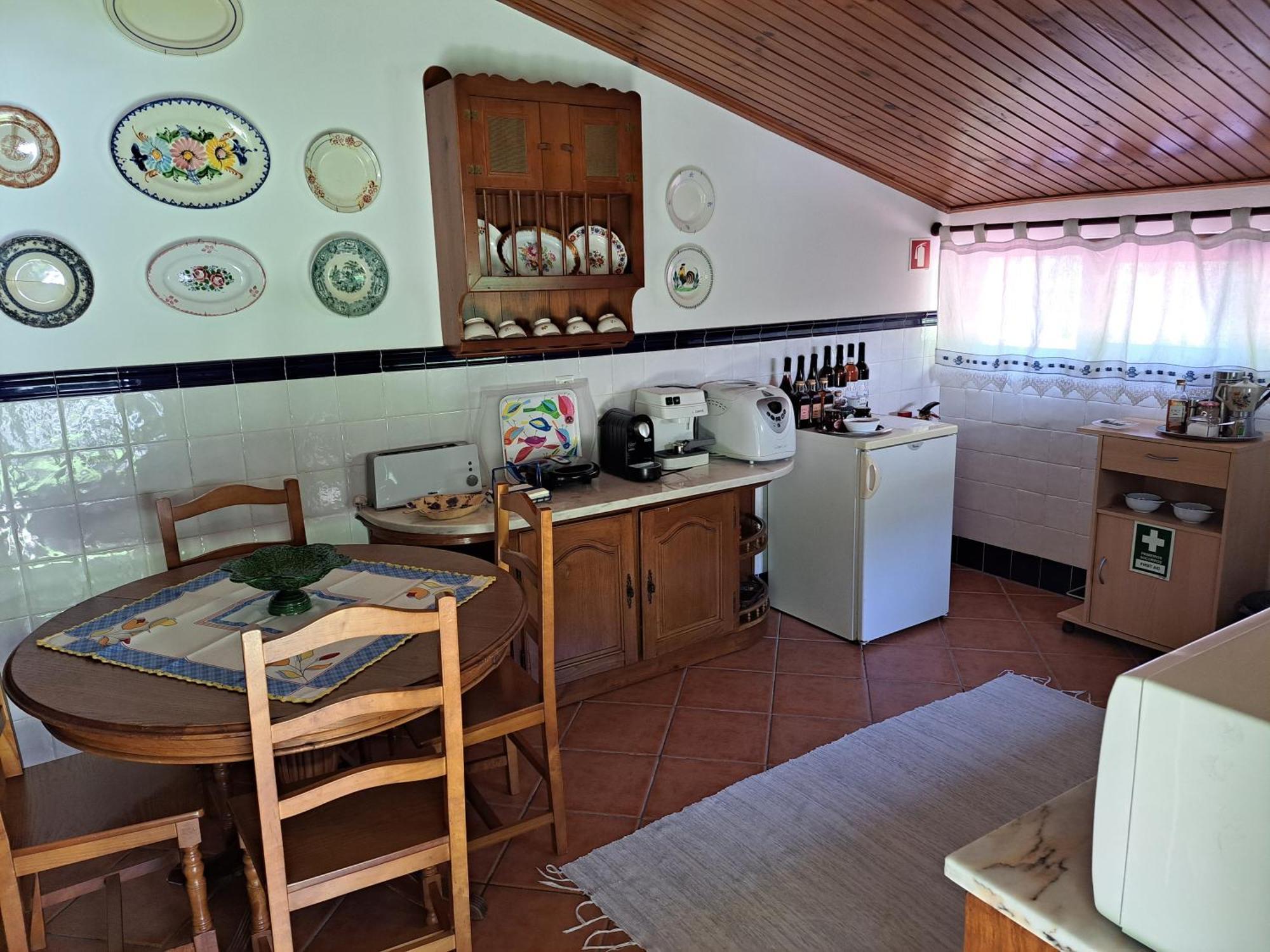 Quinta De Carcavelos Agroturismo E Enoturismo 塞洛里库迪巴什图 外观 照片